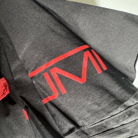 Tumi Black Red Logo Auto large Golf Umbrella NEW WITH TAG - Picture 3 of 8